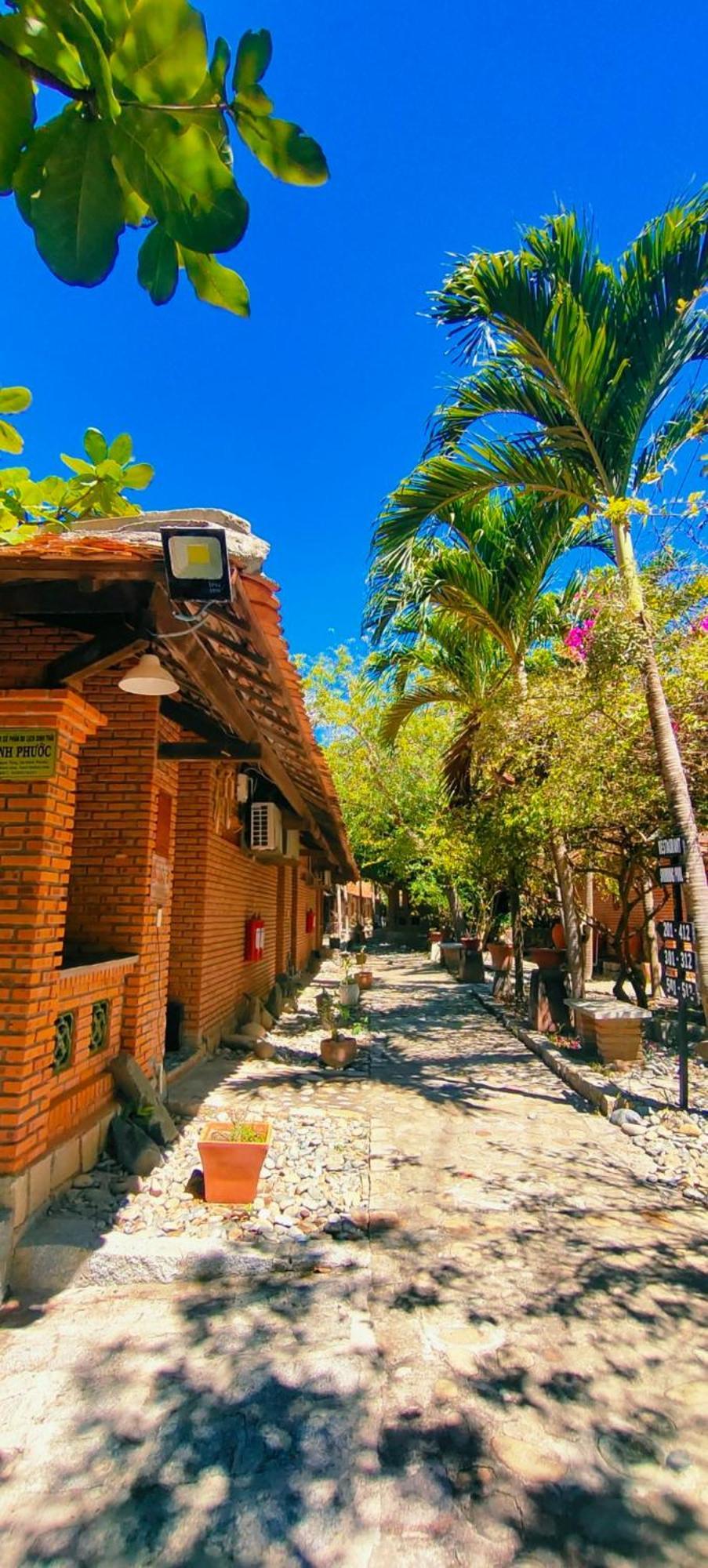 Wild Beach Boutique Resort Ninh Phuoc Exterior photo