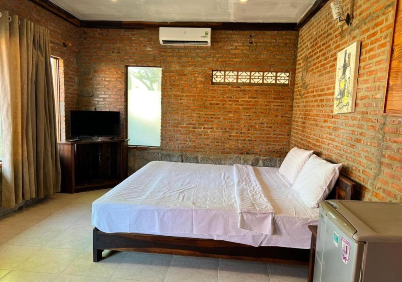 Wild Beach Boutique Resort Ninh Phuoc Exterior photo