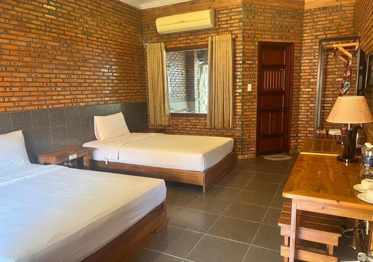 Wild Beach Boutique Resort Ninh Phuoc Exterior photo