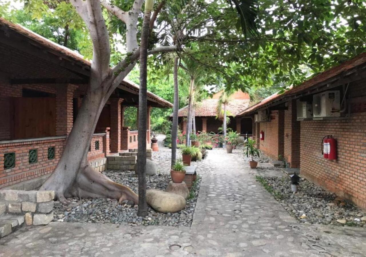 Wild Beach Boutique Resort Ninh Phuoc Exterior photo