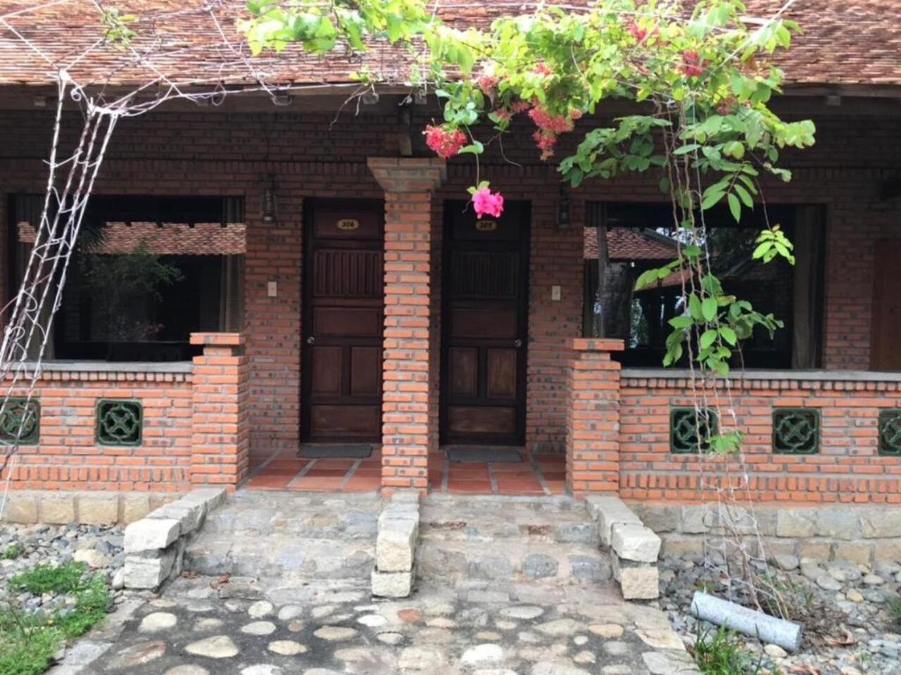 Wild Beach Boutique Resort Ninh Phuoc Exterior photo