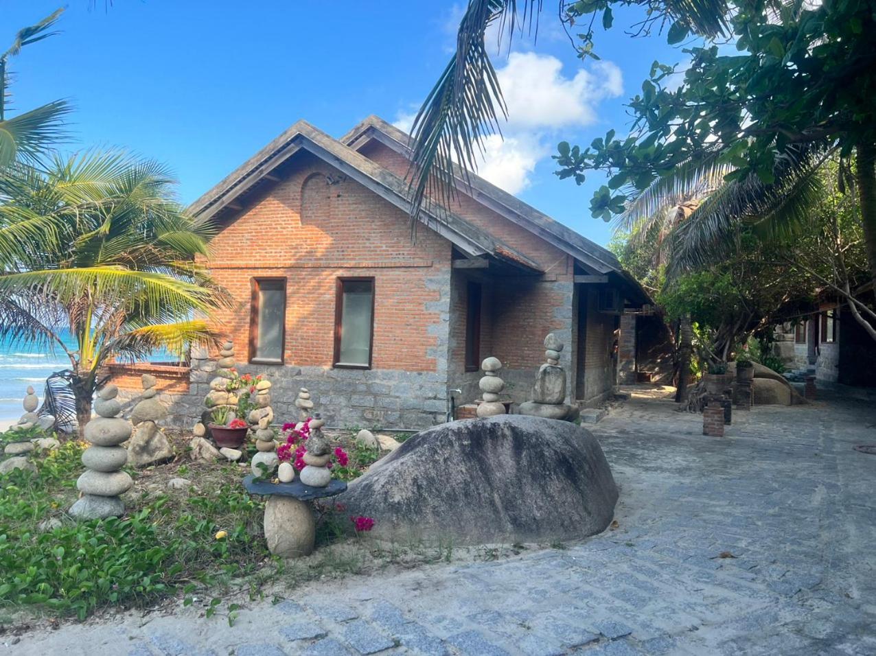 Wild Beach Boutique Resort Ninh Phuoc Exterior photo