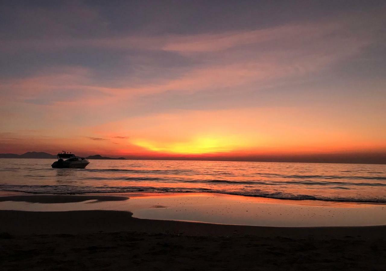 Wild Beach Boutique Resort Ninh Phuoc Exterior photo
